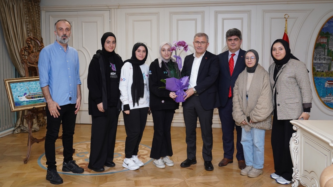 Belediye Başkanımız Sayın Hilmi Türkmen’i Öğrencilerimizle Birlikte Ziyaret Ettik