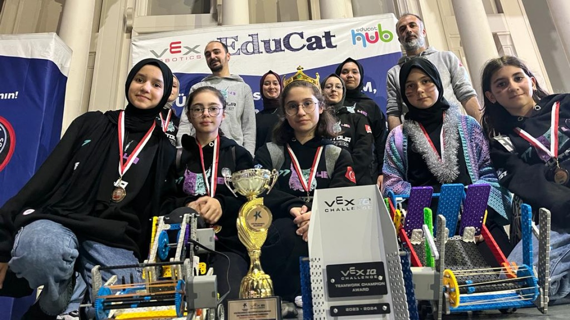 Vex IQ Competition İstanbul Turnuvası’nda şampiyon olduk